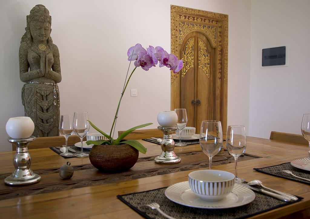 Villa Salema Jasri Extérieur photo